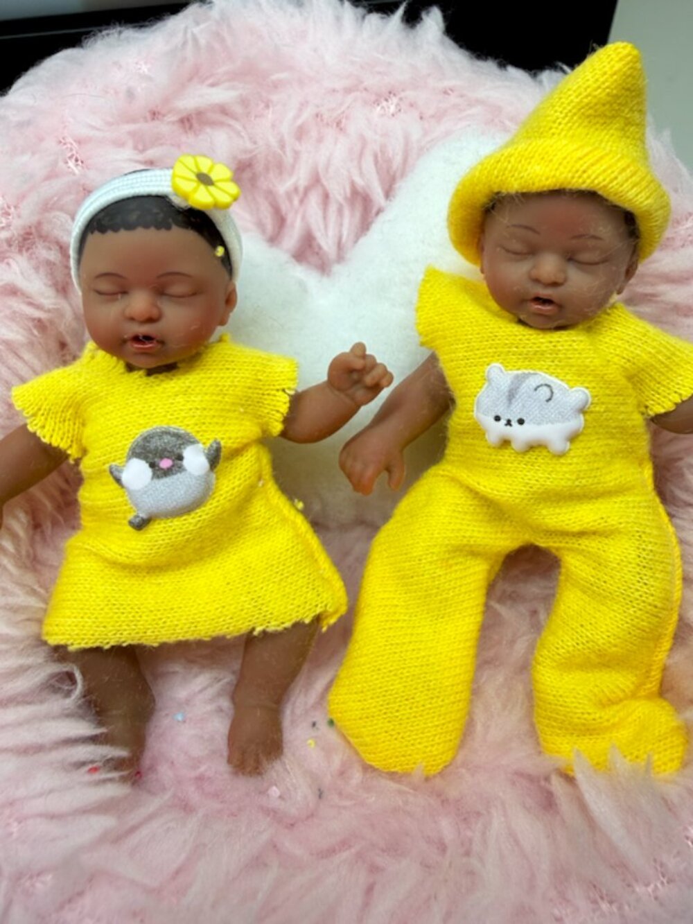 Twin Clothes Set For Babies Mini Zuru Series 2